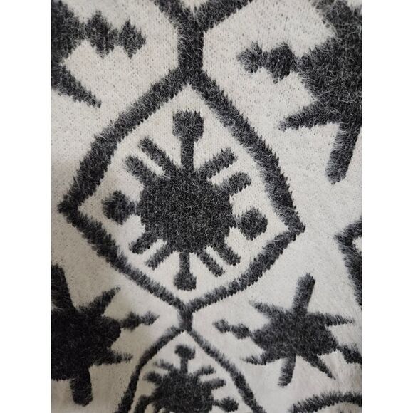 Women's Winter Snowflake Sweater/EUC/By Simply Couture/Size L - Picture 6 of 7